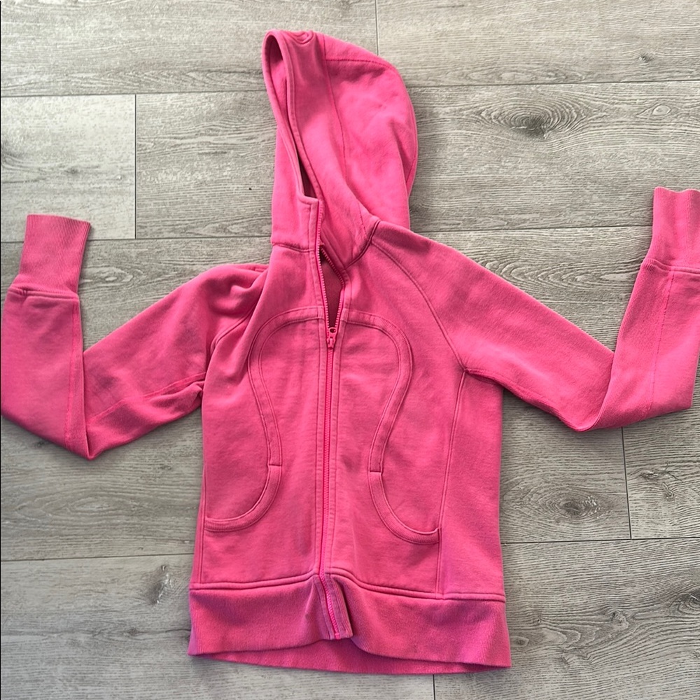 Woman’s Vintage Lulu Hoodie